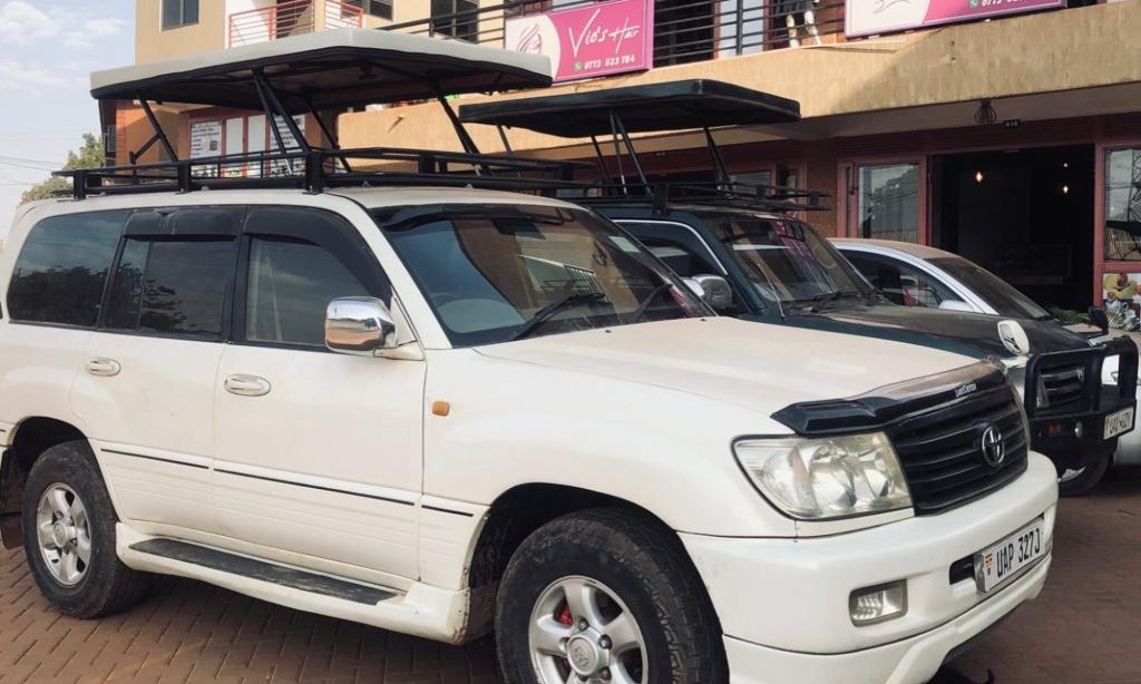 v8 Land cruiser rental Uganda